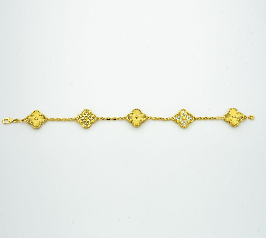 VCA CLOVER 5 MOTIF LASER BRACELET COLLECTION