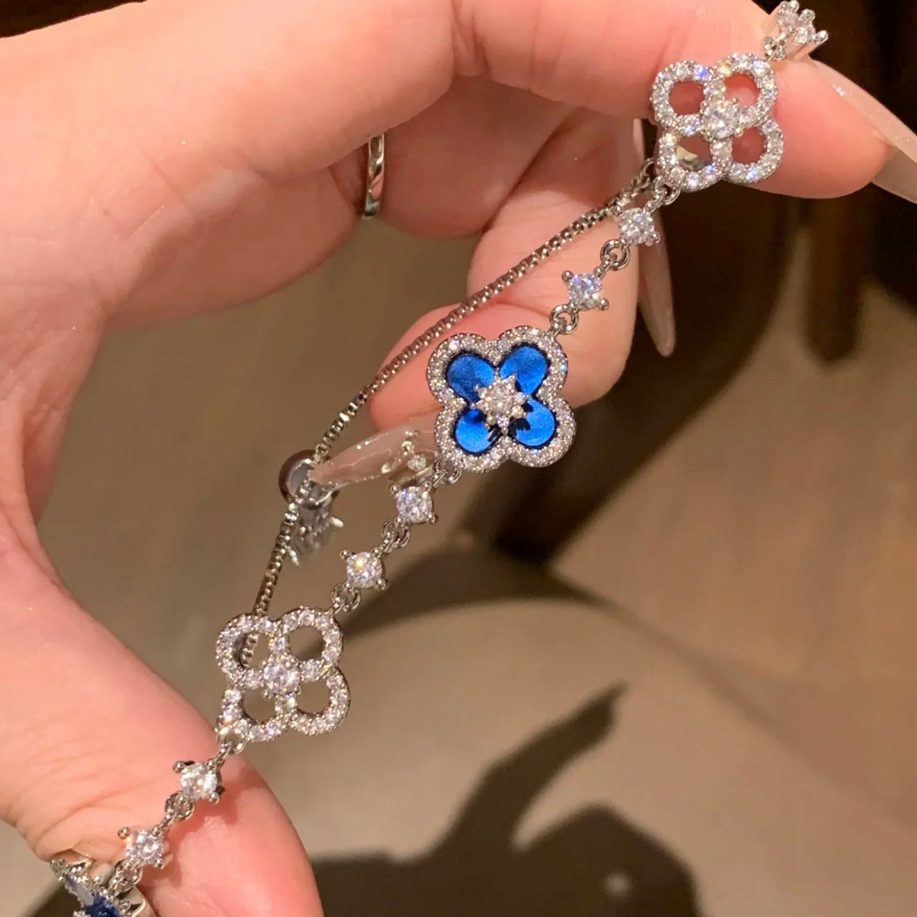 VCA CLOVER 5 MOTIF PINK BLUE RED WHITE BRACELET