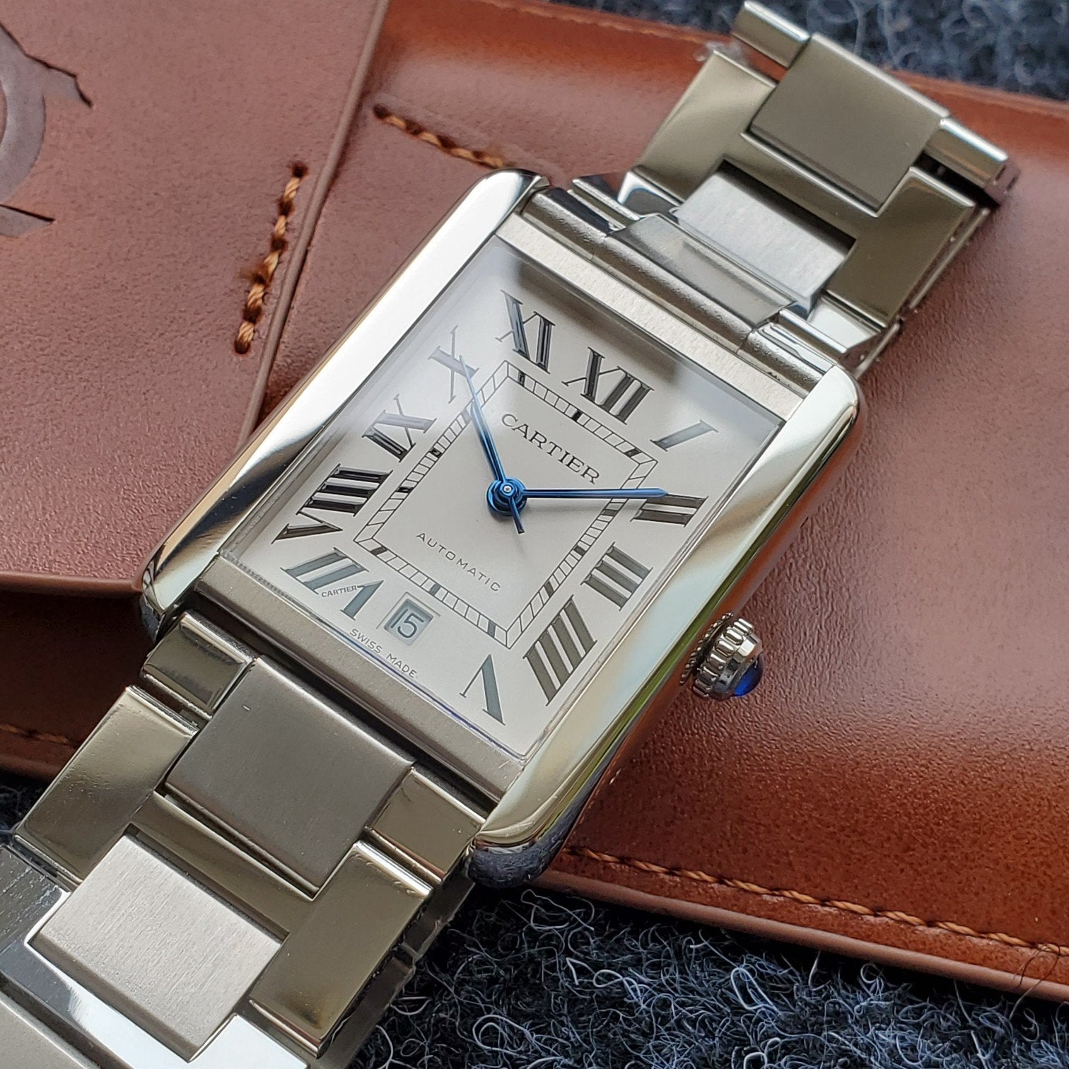 CARTIER TANK SOLO XI 5200028 STAINLESS STEEL WHITE DIAL