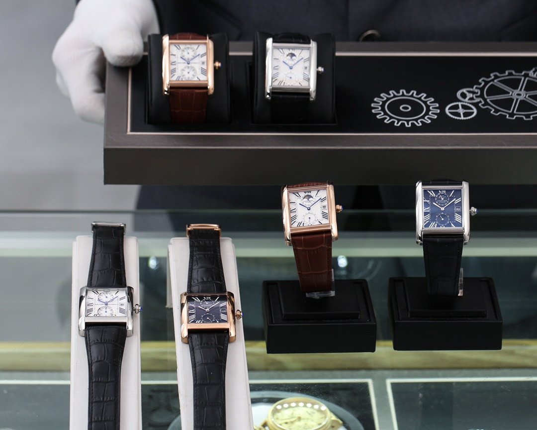 CARTIER TANK MC SECOND TIME MOONPHASE