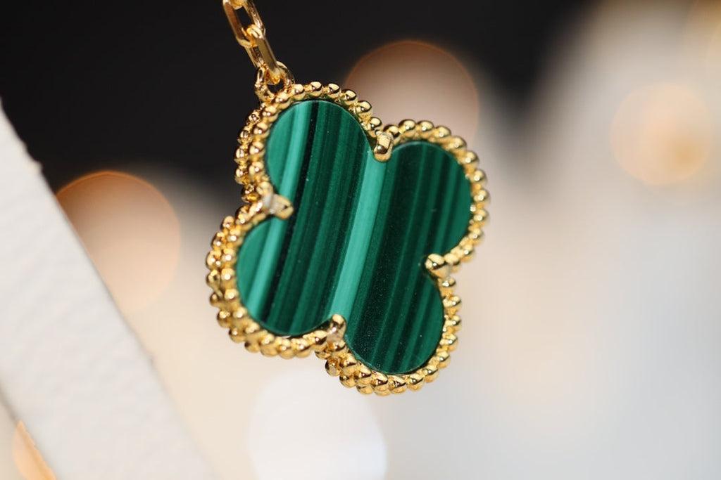 VCA CLOVER EARRINGS GOLD MALACHITE DIAMOND 3 MOTIF
