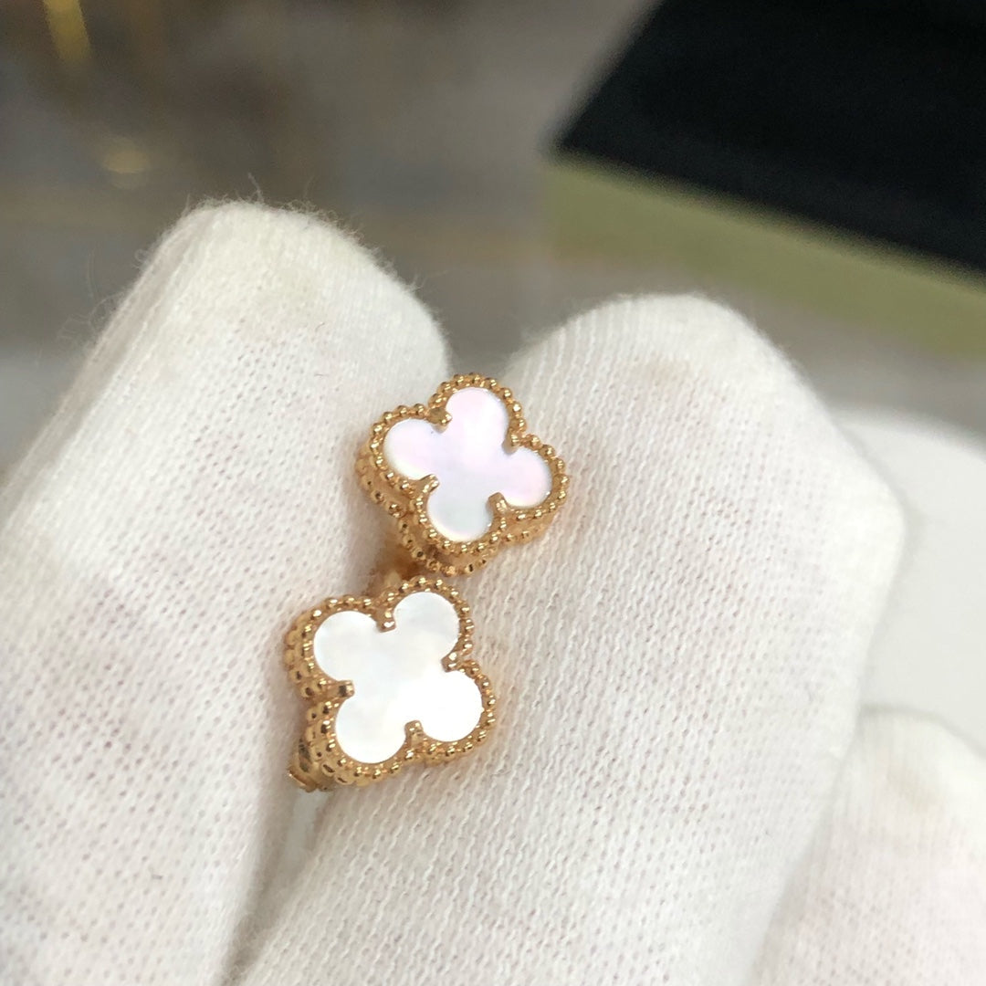 VCA CLOVER MINI GOLD EARRINGS