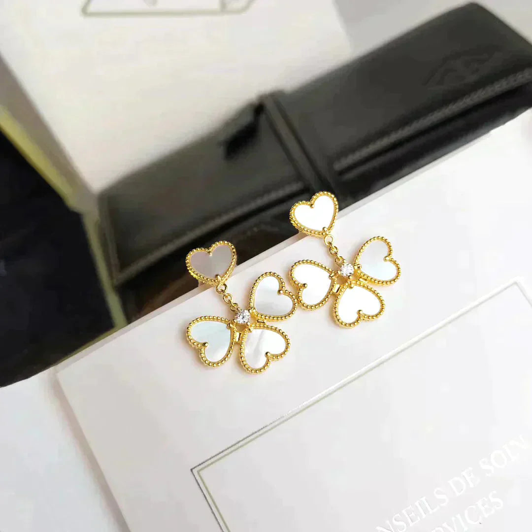 VCA CLOVER SWEET WHITE MOP EARRINGS
