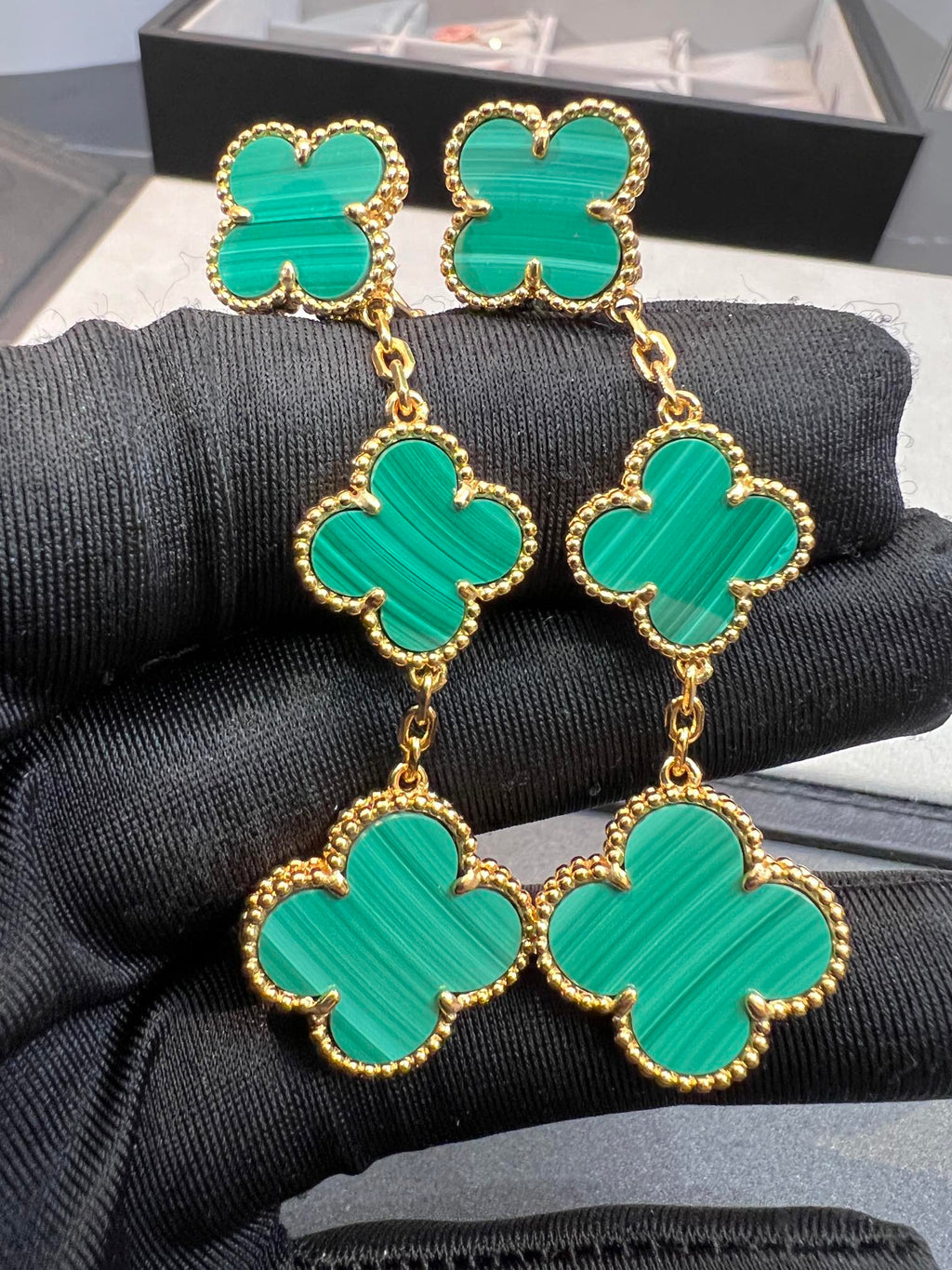 VCA CLOVER MALACHITE 3 MOTIFS GOLD