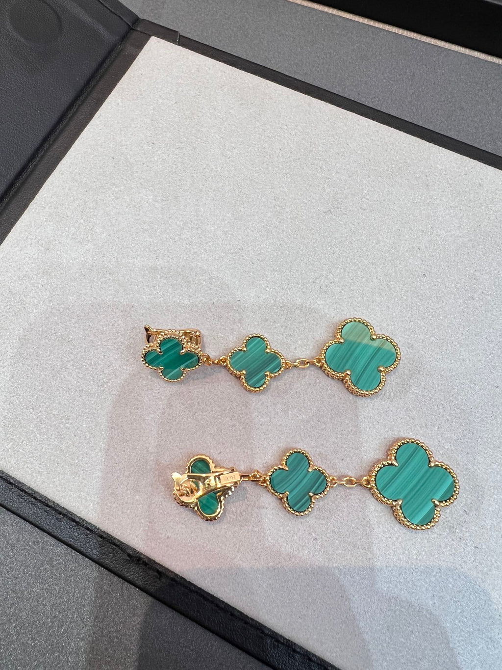 VCA CLOVER MALACHITE 3 MOTIFS GOLD