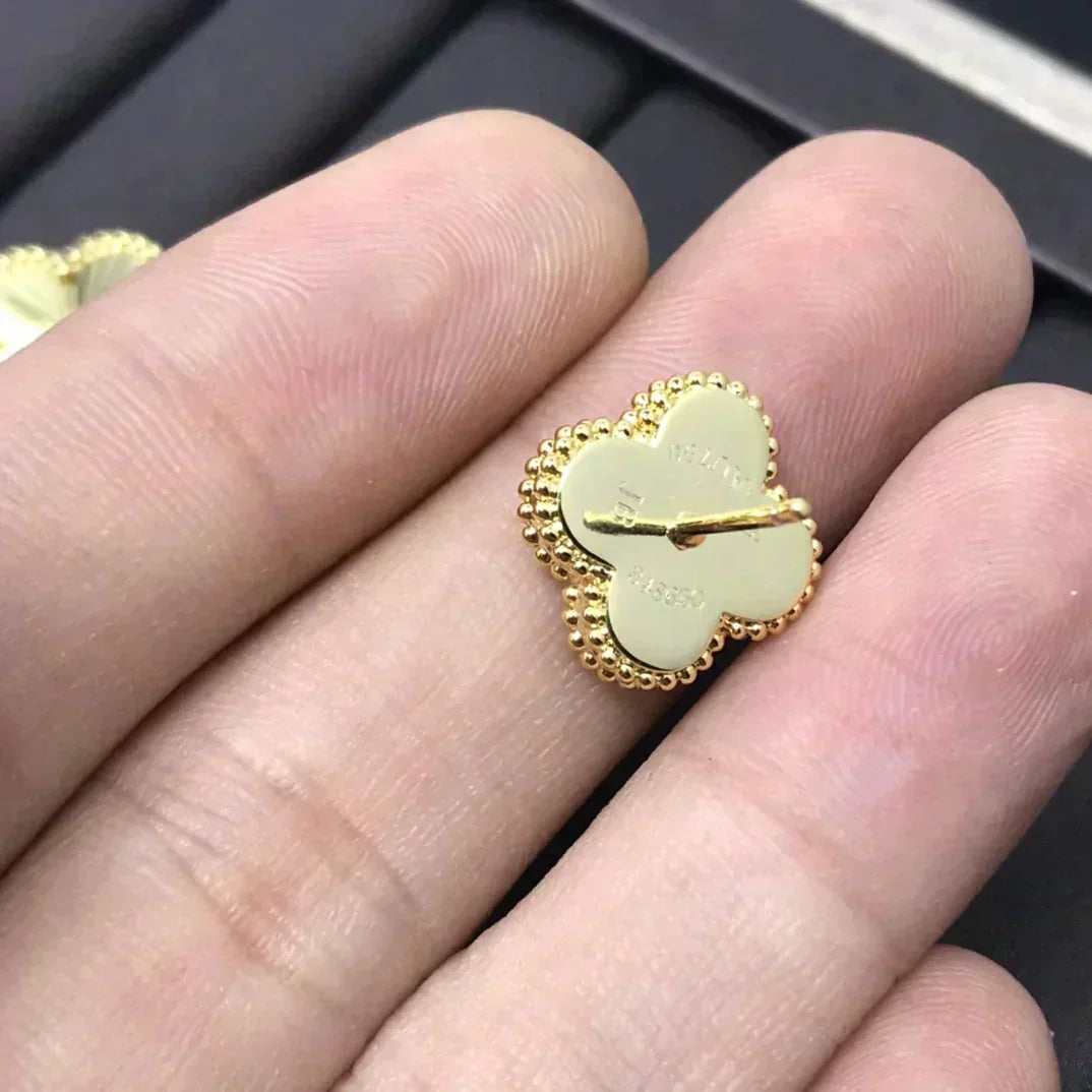 VCA CLOVER MINI 9.5MM LASER EARRINGS