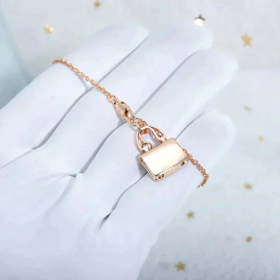 HERMES AMULETTE PEDANT ROSE GOLD NECKLACE