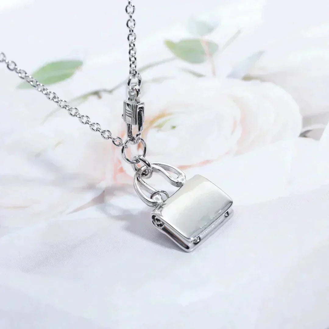 HERMES AMULETTE PEDANT SILVER NECKLACE