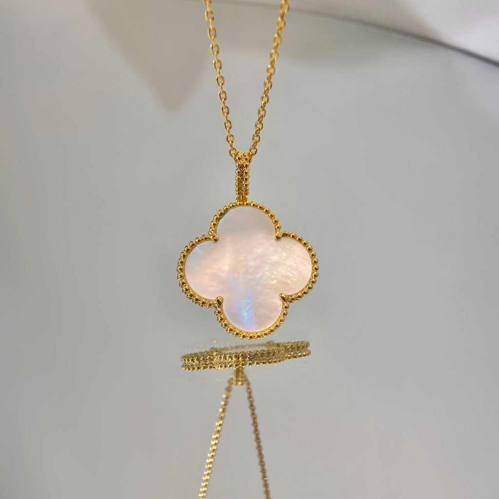 VCA CLOVER 25MM MOP LARGE PENDANT NECKLACE