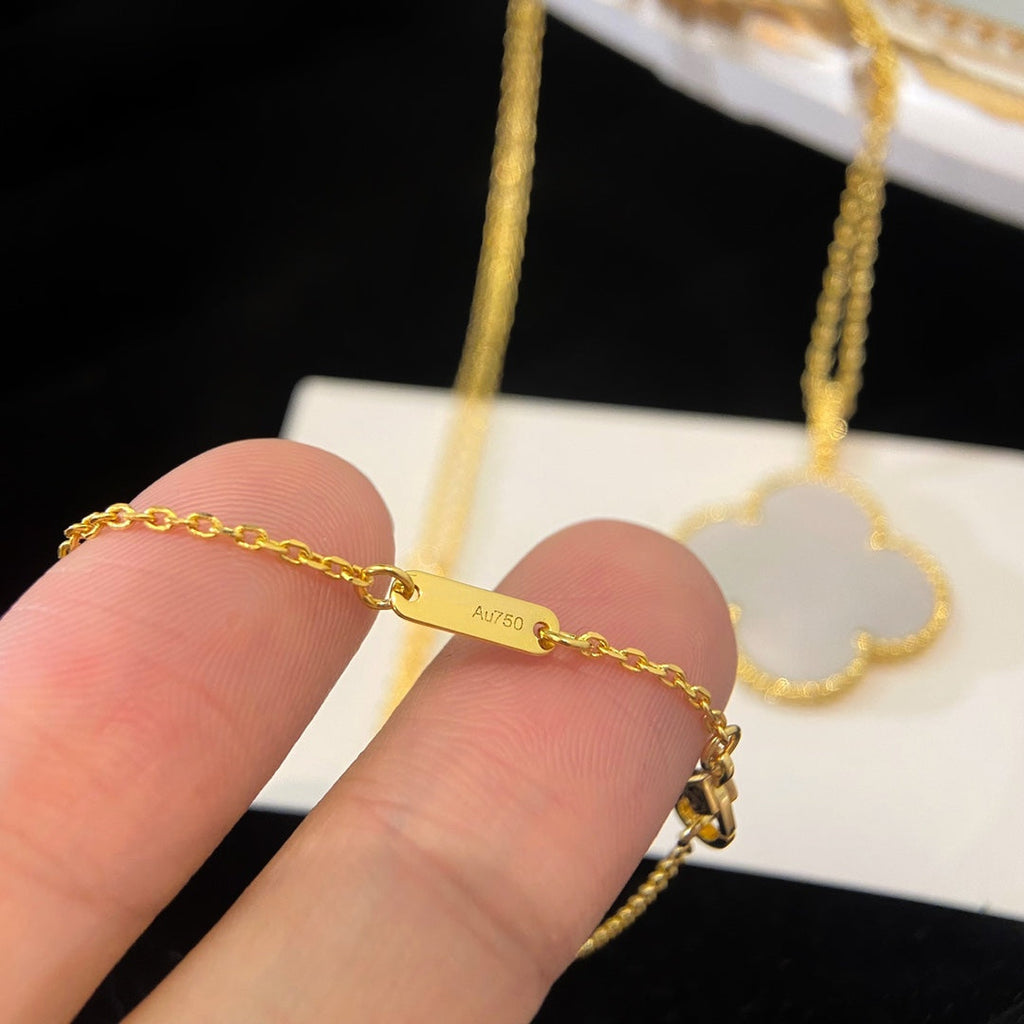 VCA CLOVER 25MM MOP LARGE PENDANT NECKLACE