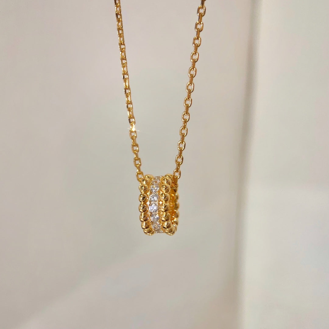 VCA PERLEE DIAMOND NECKLACE