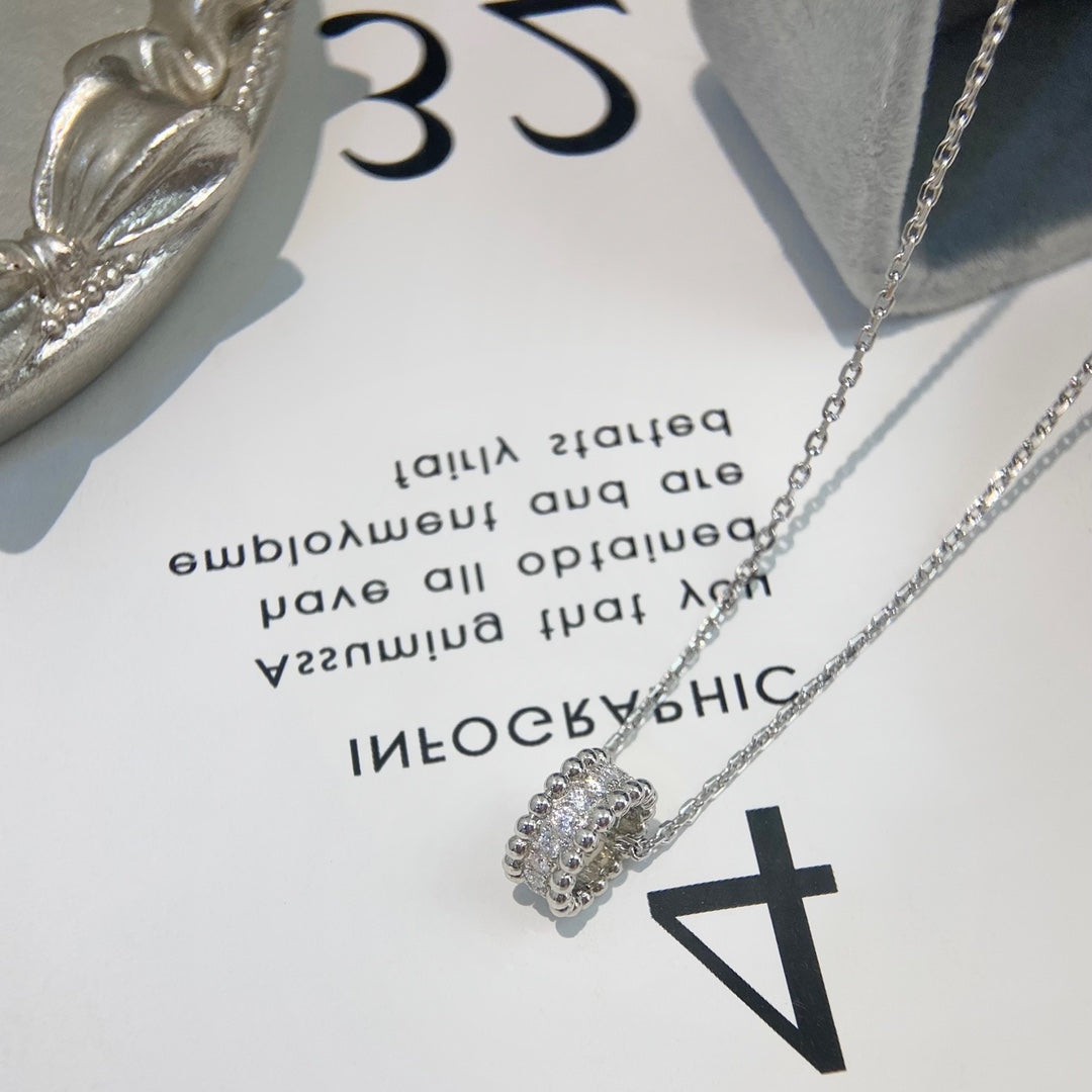 VCA PERLEE DIAMOND NECKLACE