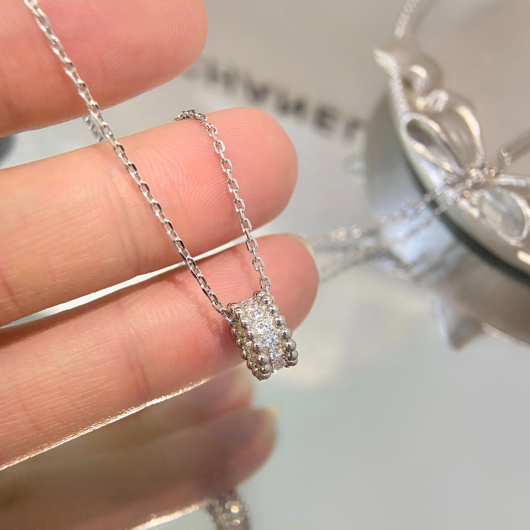 VCA PERLEE DIAMOND NECKLACE
