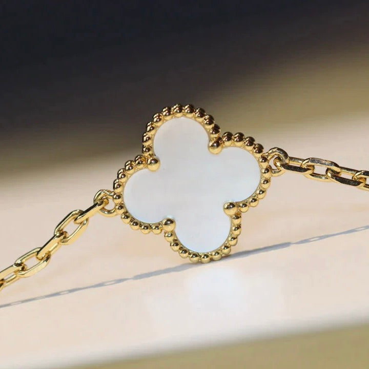 VCA CLOVER 20 MOTIFS WHITE MOP NECKLACE