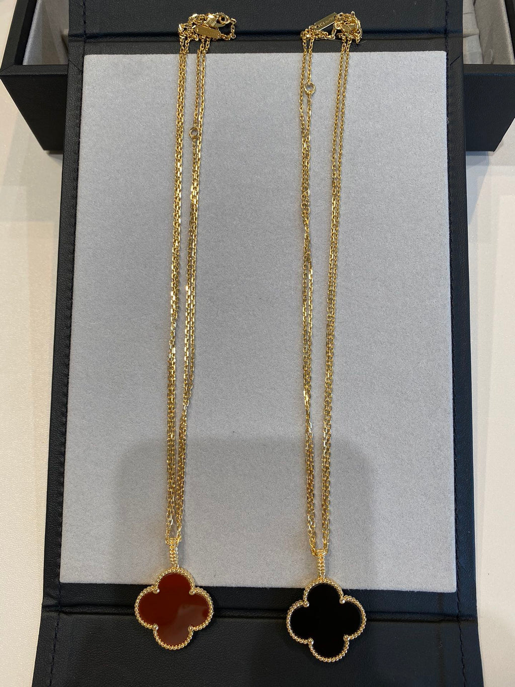 VCA CLOVER 25MM NECKLACE GOLD CARNELIAN