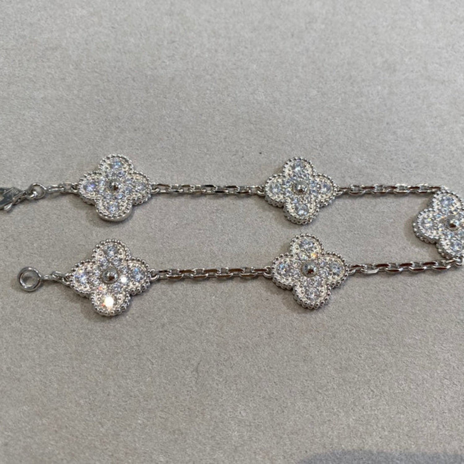 VCA CLOVER 5 MOTIF FULL DIAMOND BRACELET COLLECTION
