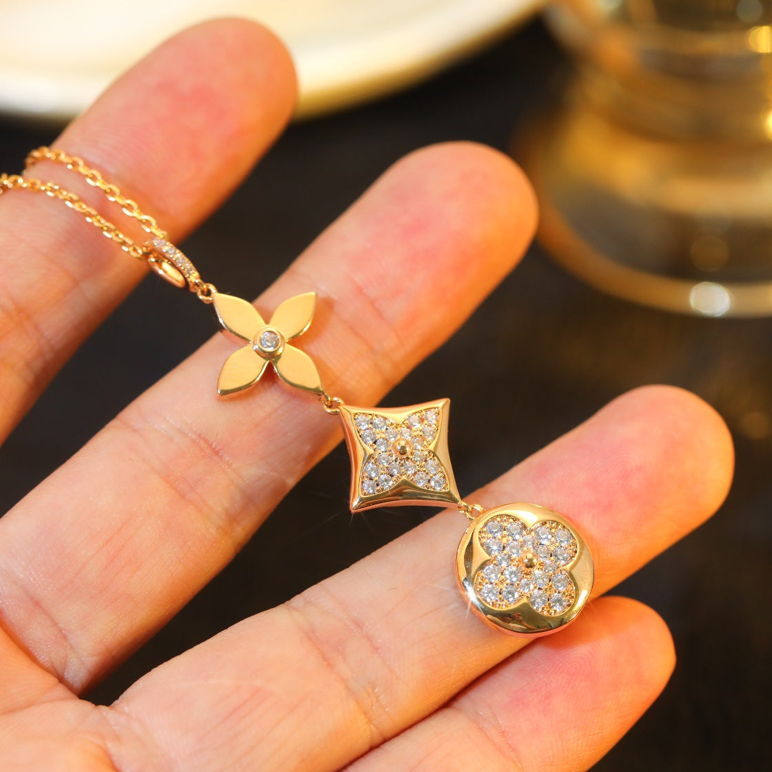 LOUIS VUITTON STAR AND SUN DIAMOND PINK GOLD NECKLACE