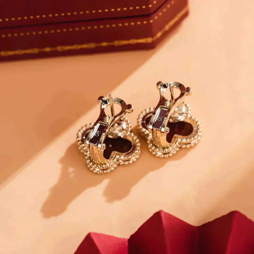 VCA CLOVER MEDIUM 1 MOTIFS CARNELIAN EARRINGS
