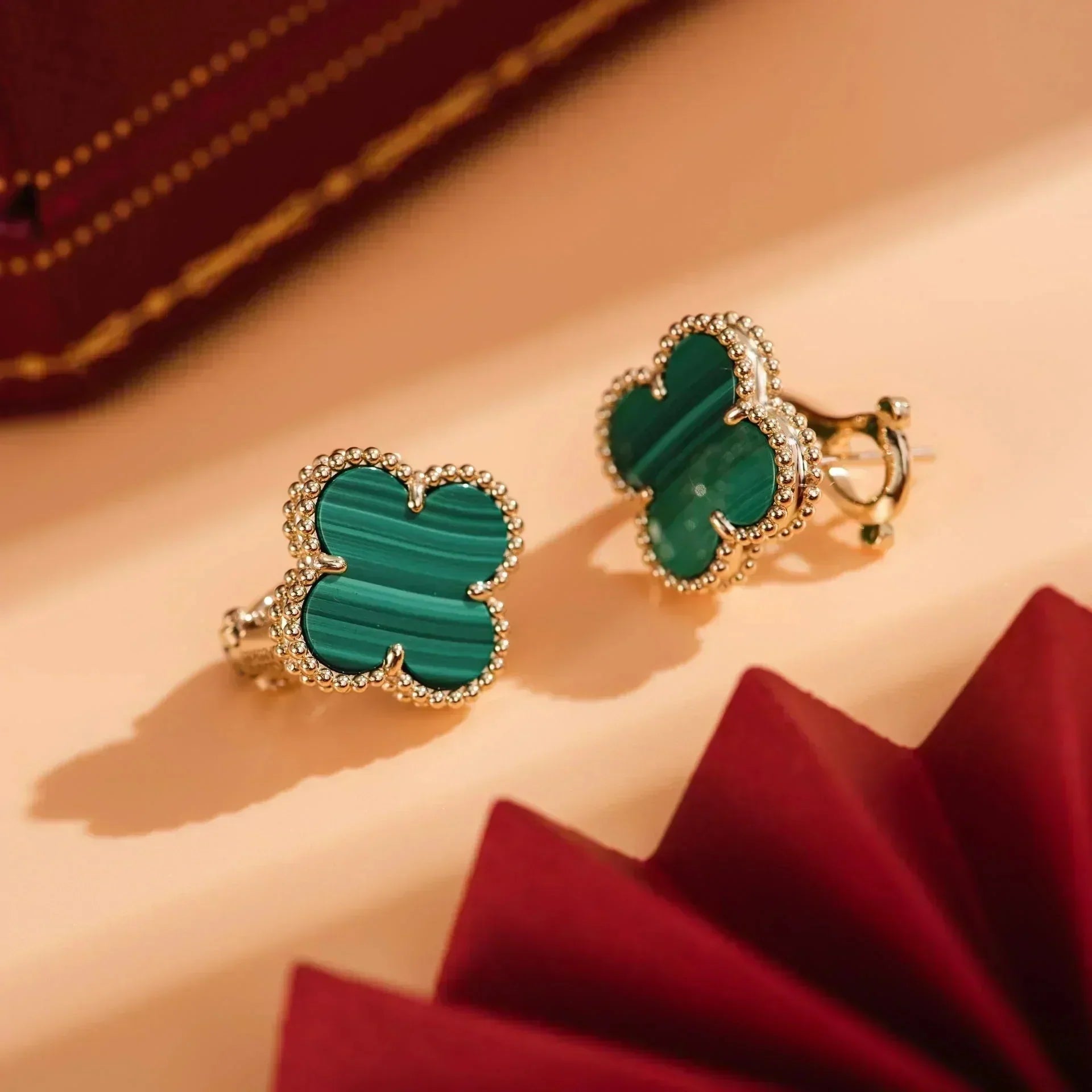 VCA CLOVER MEDIUM 1 MOTIFS MALACHITE EARRINGS