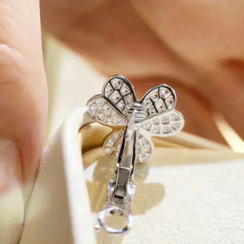 VCA CLOVER COMOS DIAMOND EARRINGS SILVER