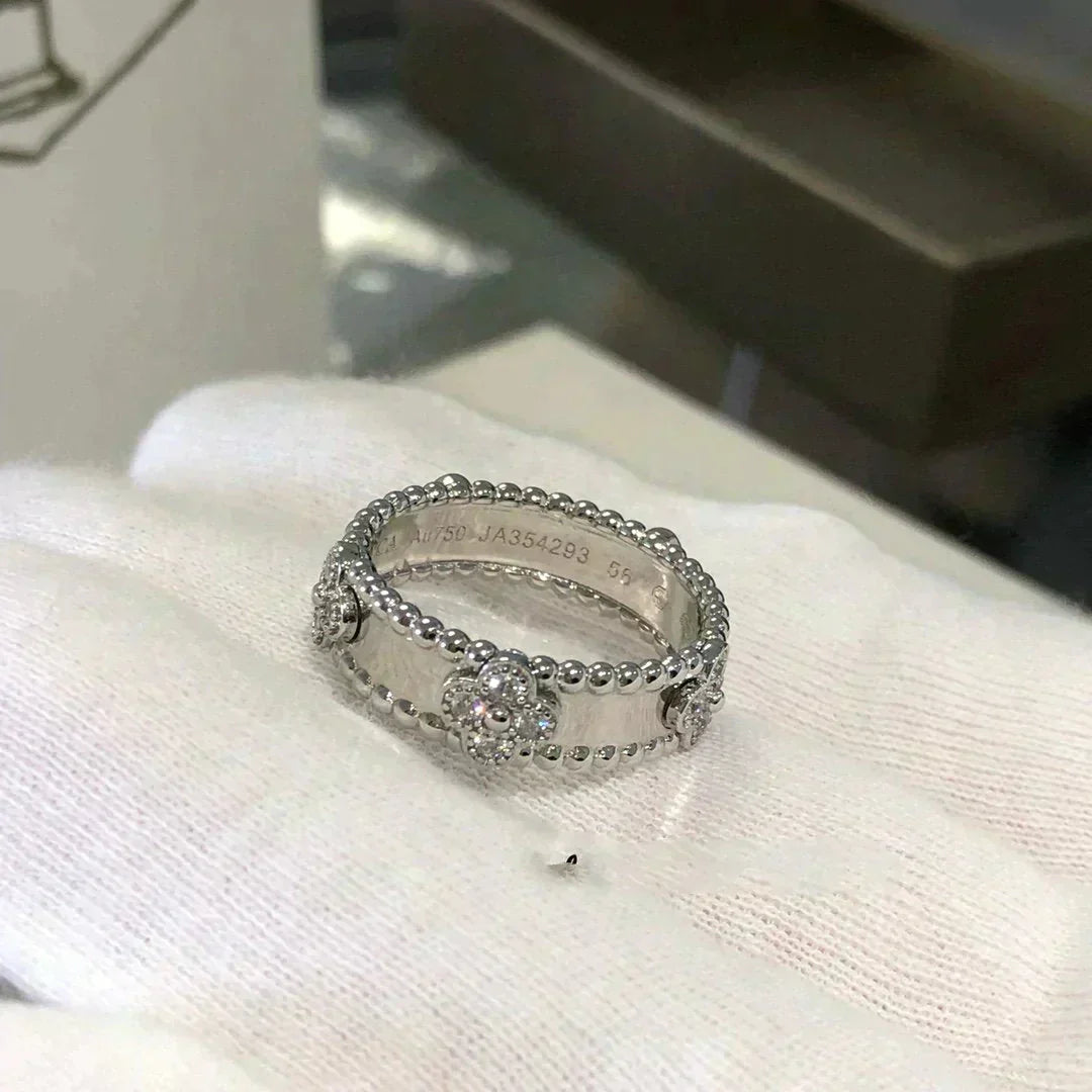 VCA PERLEE DIAMOND RING