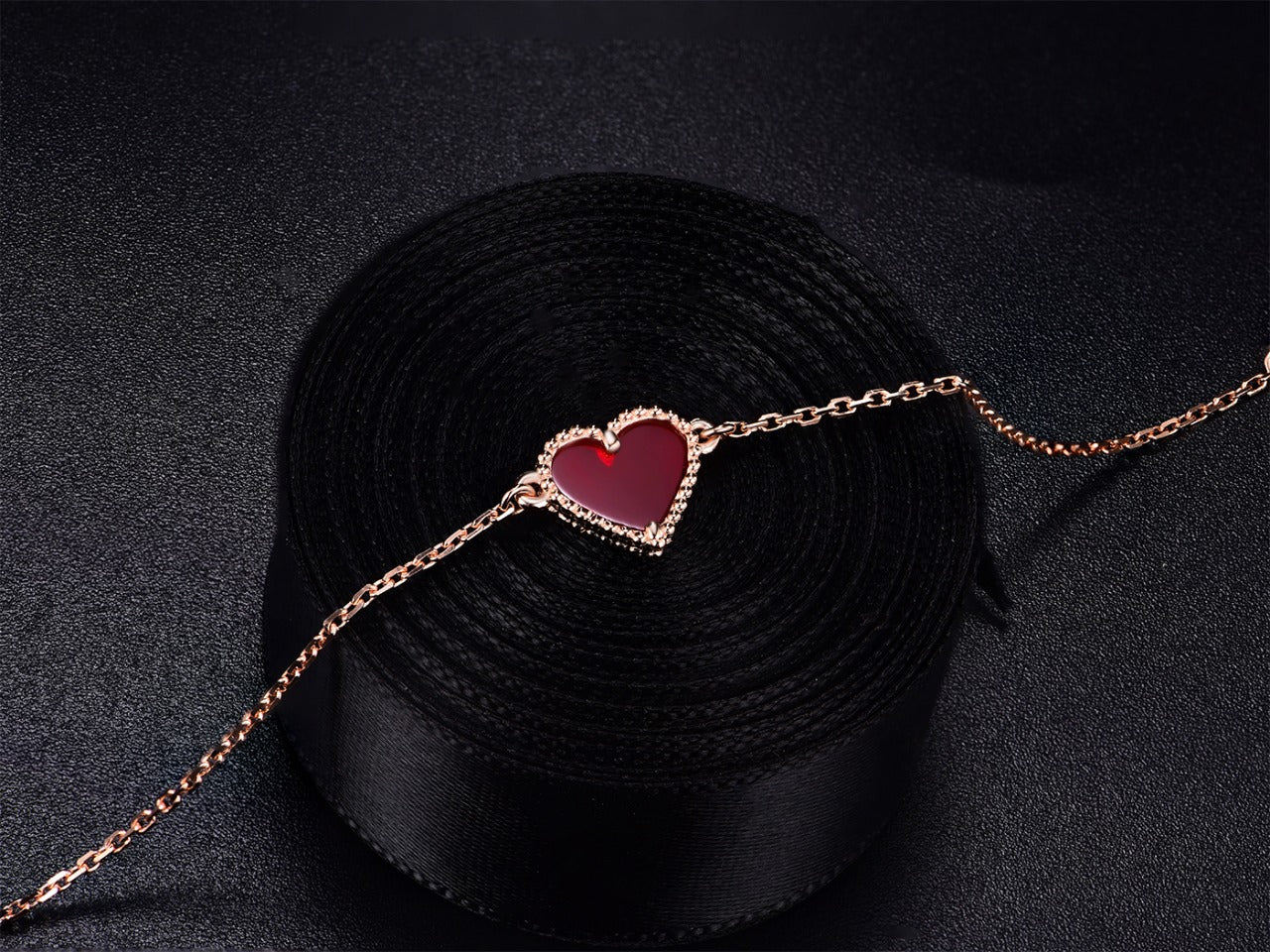 VCA HEART CARNELIAN PINK GOLD BRACELET