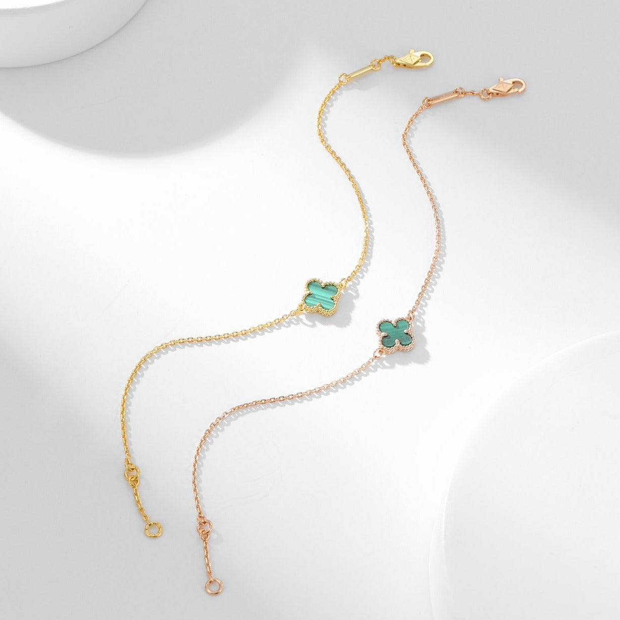 VCA CLOVER BRACELET MALACHITE 1 MOTIF