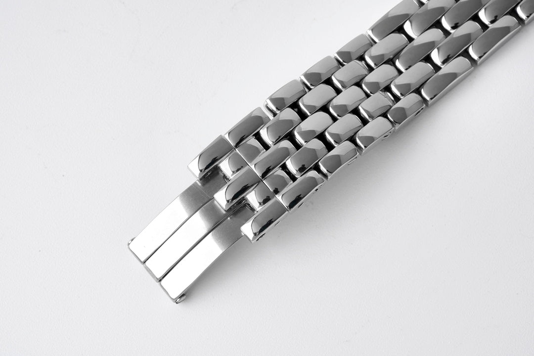 CARTIER PANTHERE 27MM SILVER CASE DIAMOND BEZEL WHITE DIAL