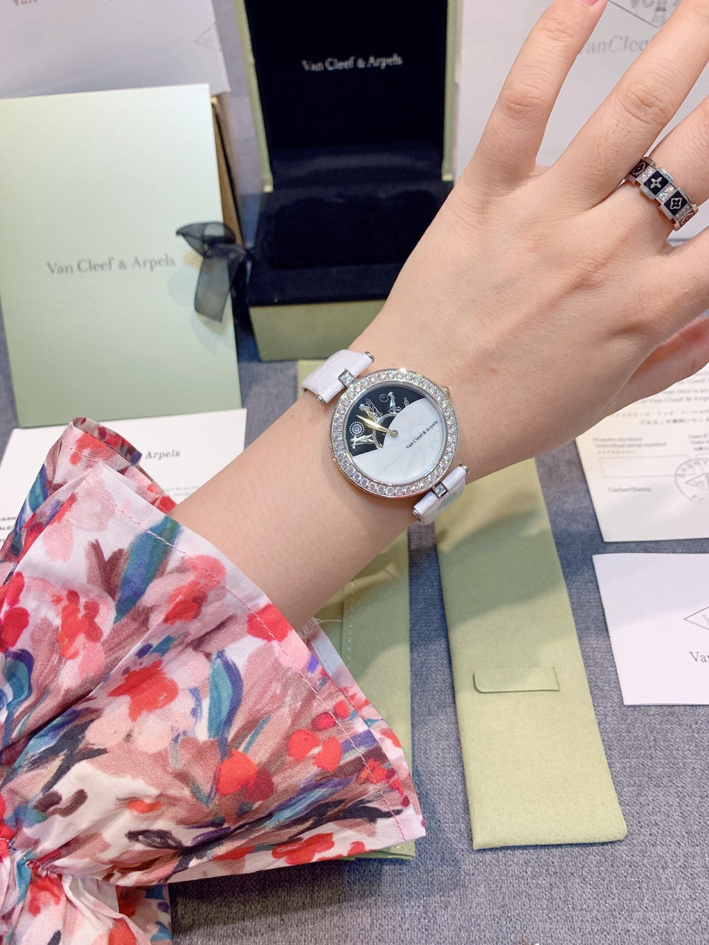 VAN CLEEF & ARPELS LADY ARPELS WATCHS PINK GOLD DIAMOND PAVED