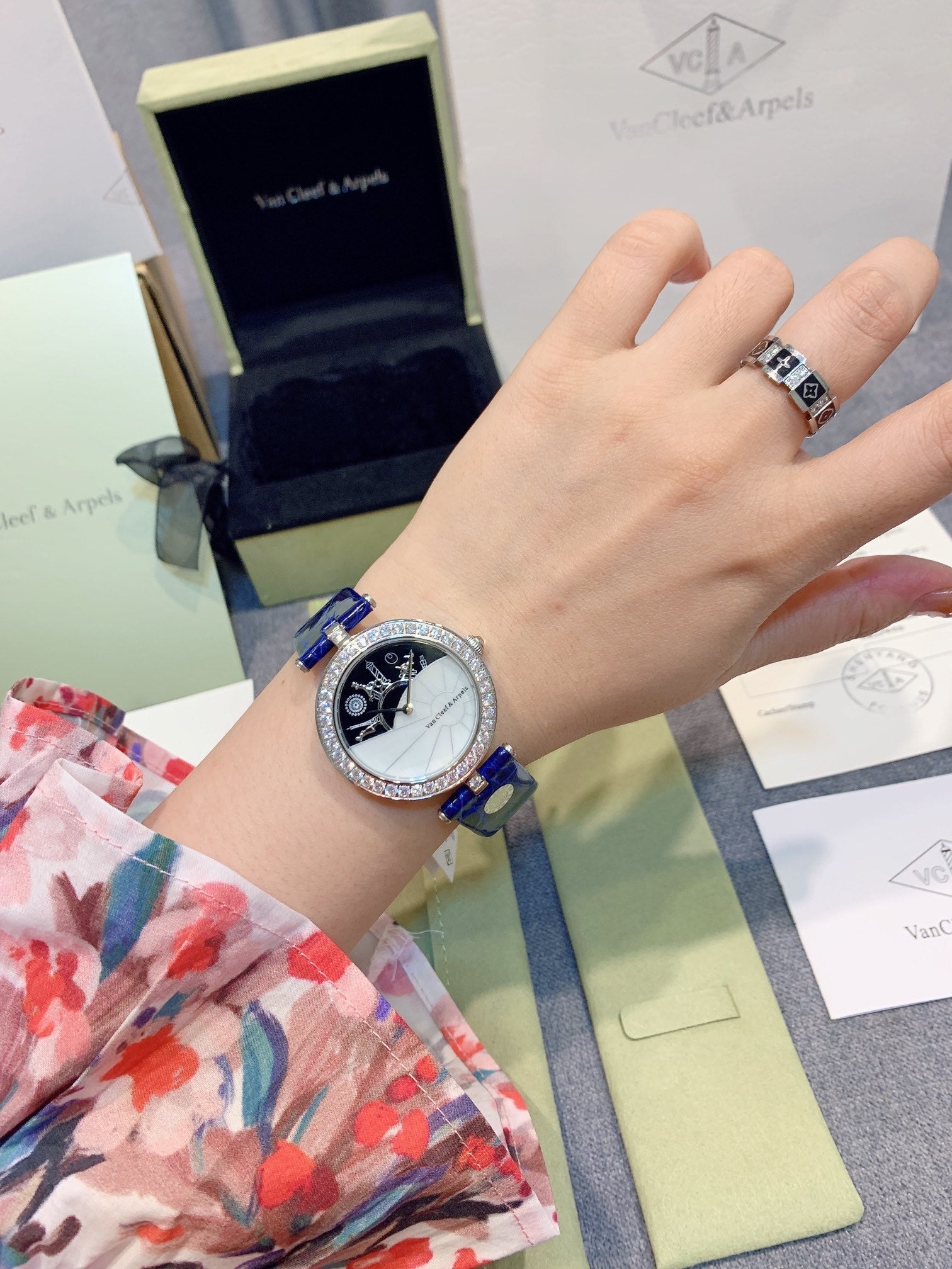 VAN CLEEF & ARPELS LADY ARPELS WATCHS PINK GOLD DIAMOND PAVED