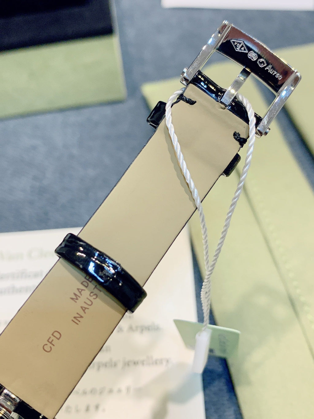 VAN CLEEF & ARPELS LADY ARPELS LOVER BRIDGE BLACK CROCODILE
