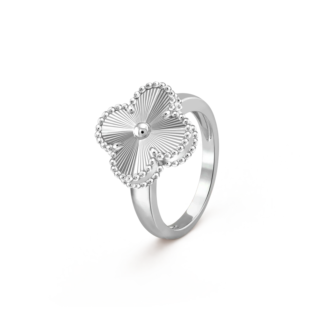 VCA CLOVER SILVER RING