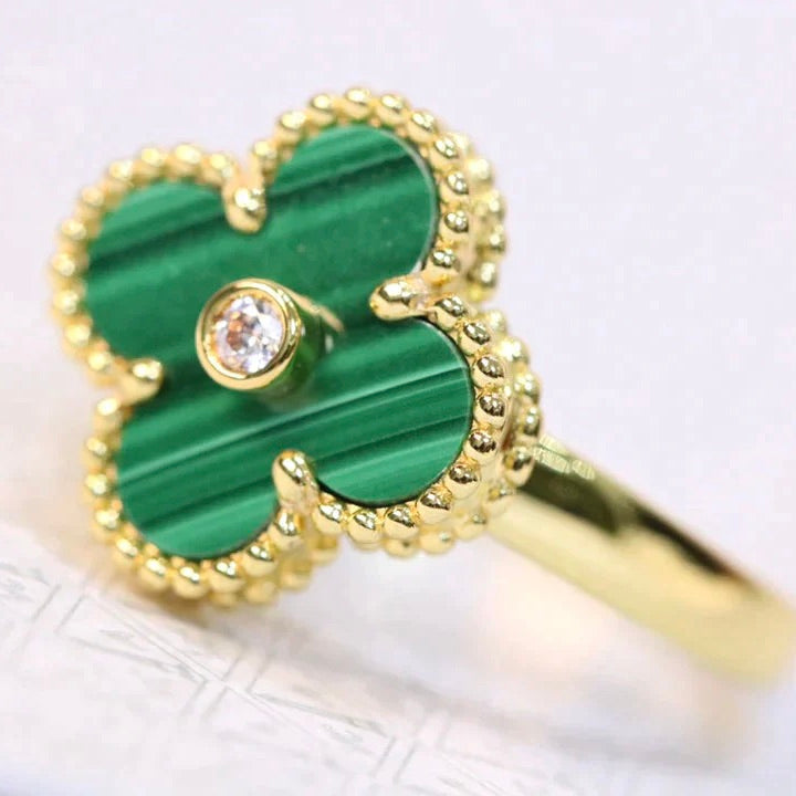 VCA CLOVER MALACHITE RING GOLD DIAMOND
