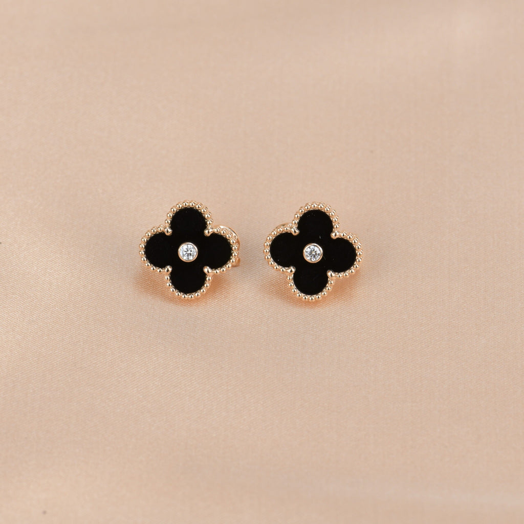 VCA CLOVER MEDIUM 1 MOTIFS ONYX DIAMOND EARRINGS