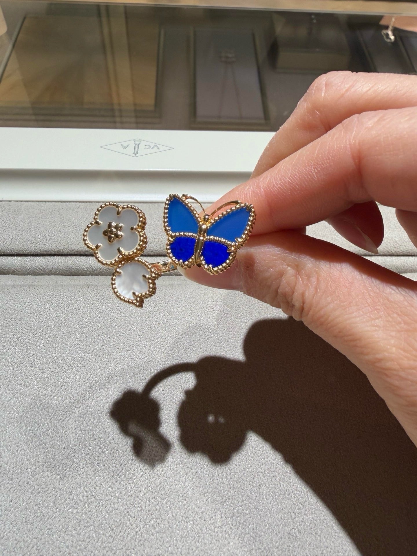VCA LUCKY SPRING BUTTERFLY OPEN-FACE RINGS