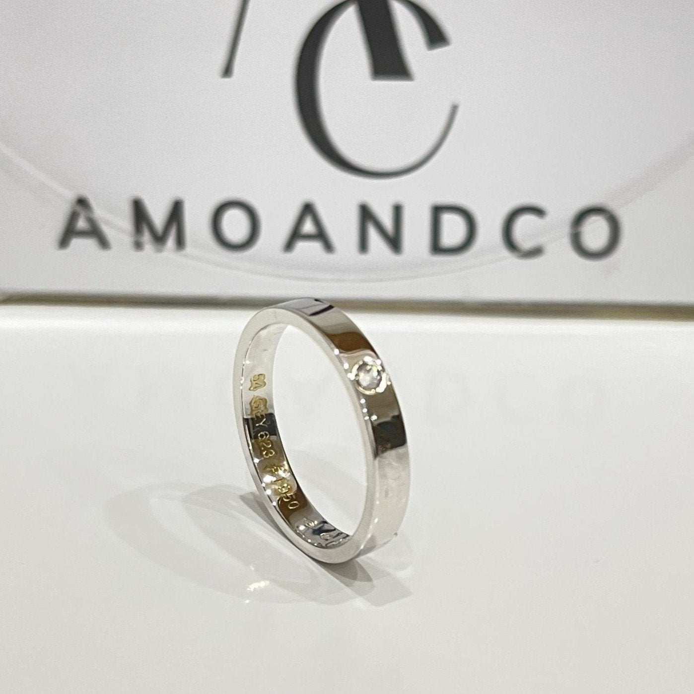 CARTIER LOVE RING 4MM 1 DIAMOND