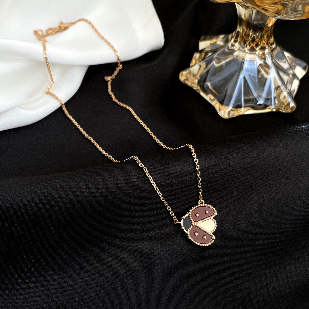 VCA LUCKY CARNELIANS LADYBUG NECKLACE