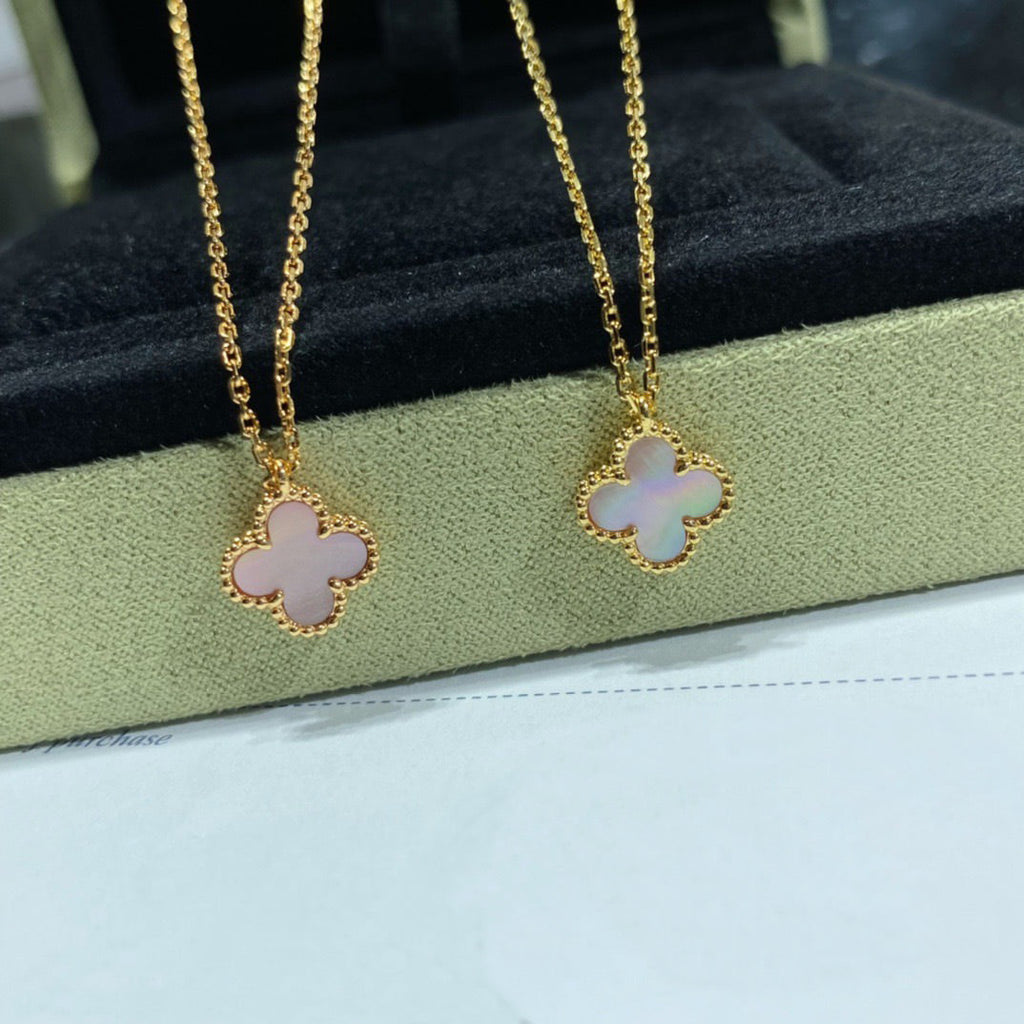 VCA CLOVER 15MM PINK MOTHER-OF-PEARL SINGLE FLOWER NECKLACE