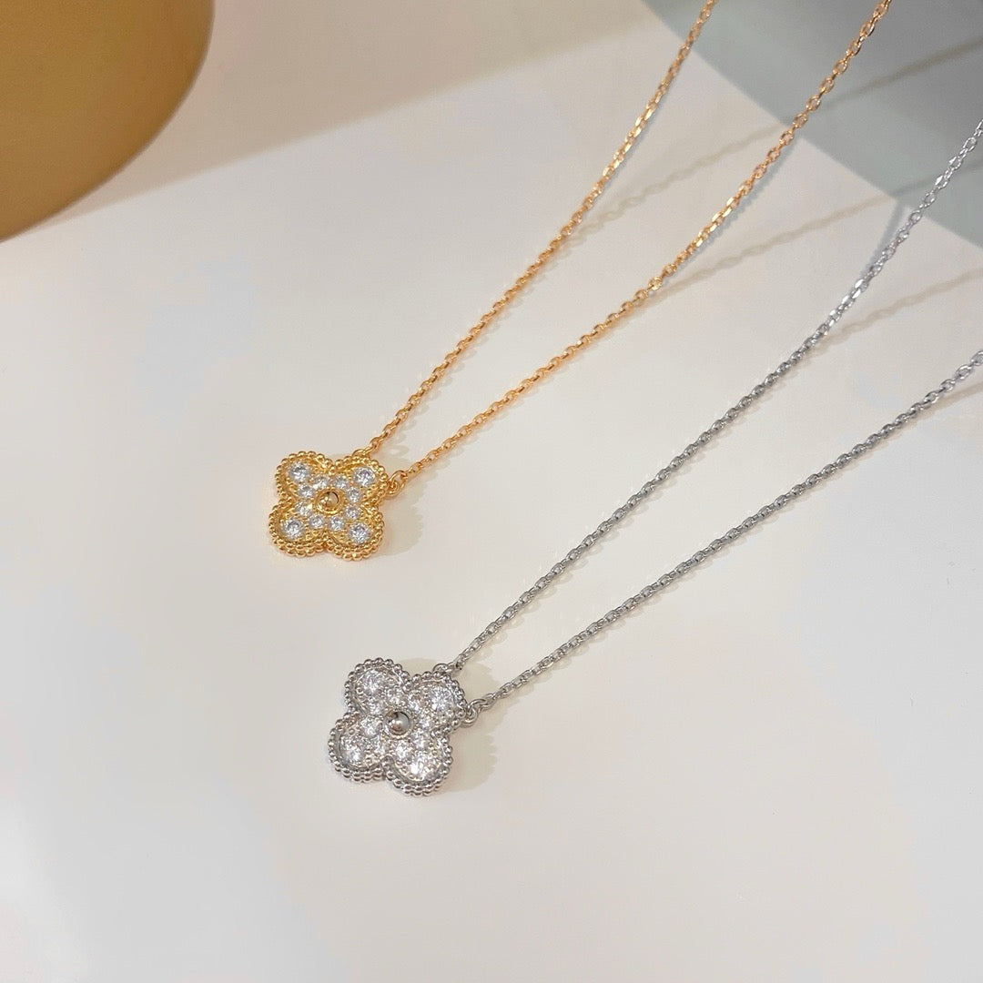 VCA CLOVER 15MM DIAMOND SINGLE FLOWER NECKLACE