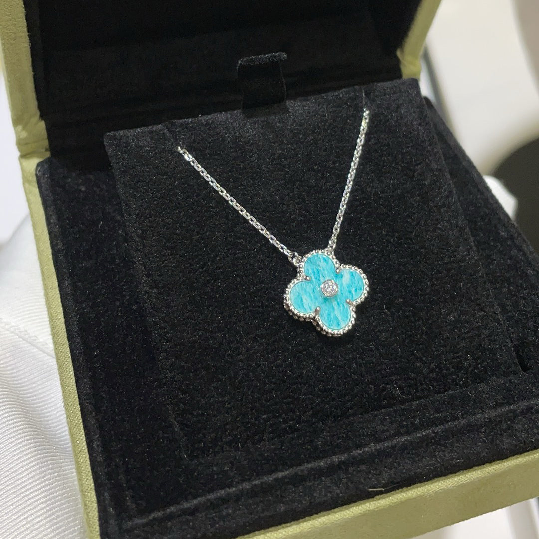 VCA CLOVER 15MM DIAMOND SVRES PORCELAIN NECKLACE SILVER