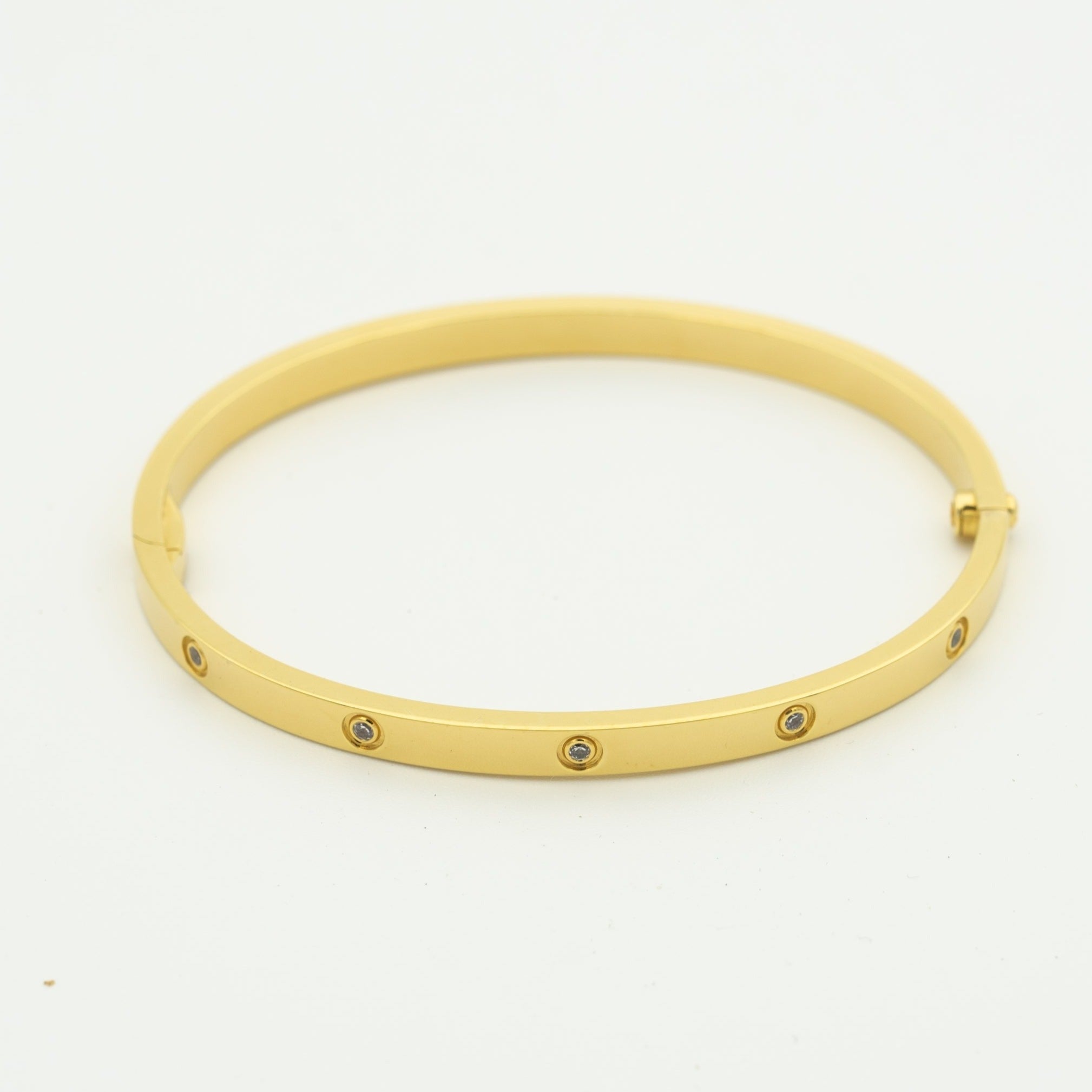 CARTIER LOVE BRACELET 3.65MM 10 DIAMONDS