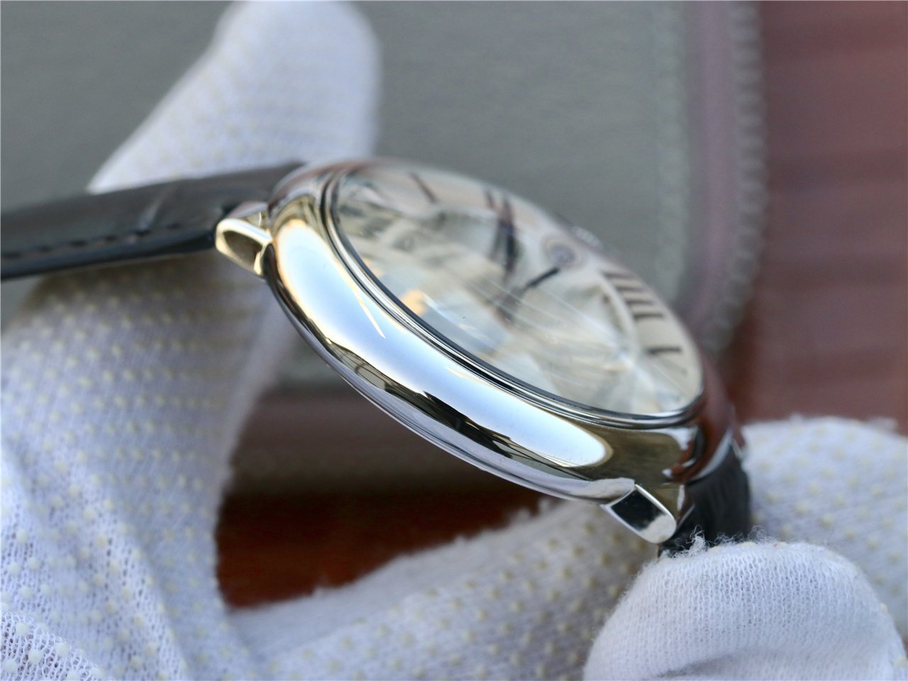 CARTIER BALLON BLEU DATE 42 SILVER DIAL BLACK BRACELET