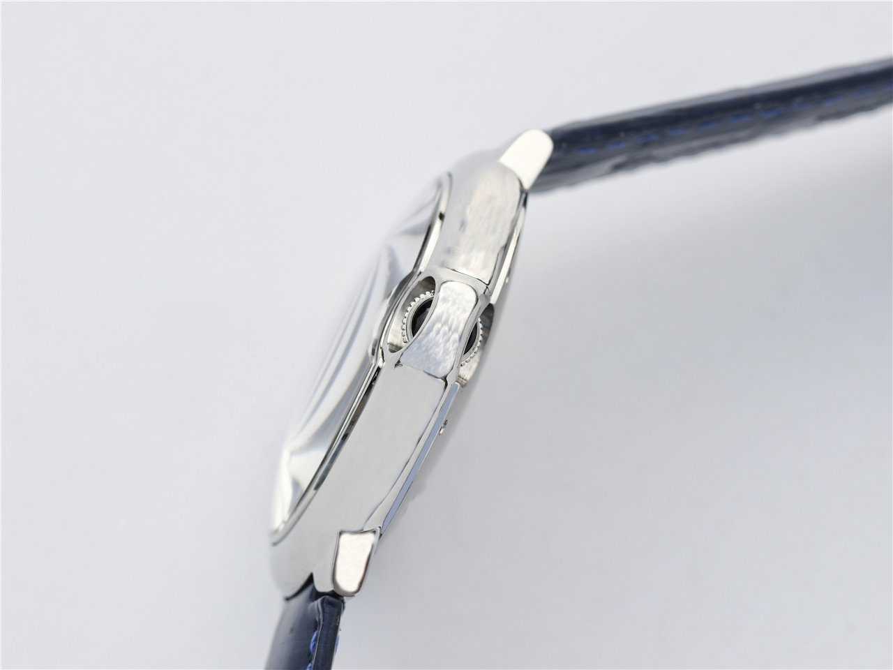 CARTIER BALLON BLEU 42 BLUE DIAL LEATHER BRACELET