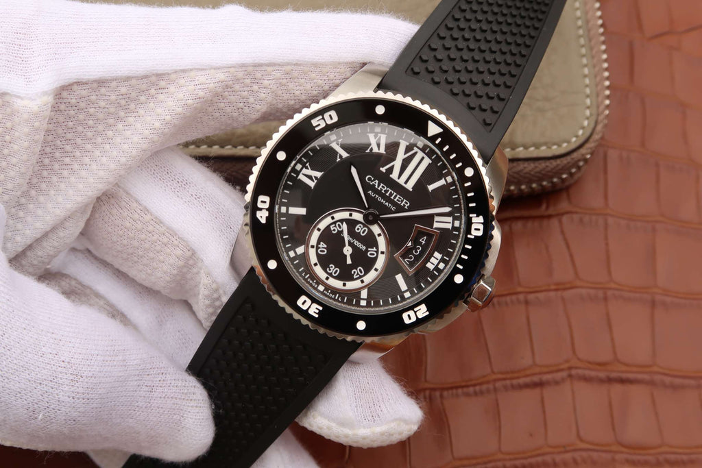 CARTIER CALIBRE DIVER 42 AUTOMATIC STEEL CASE BLACK DIAL