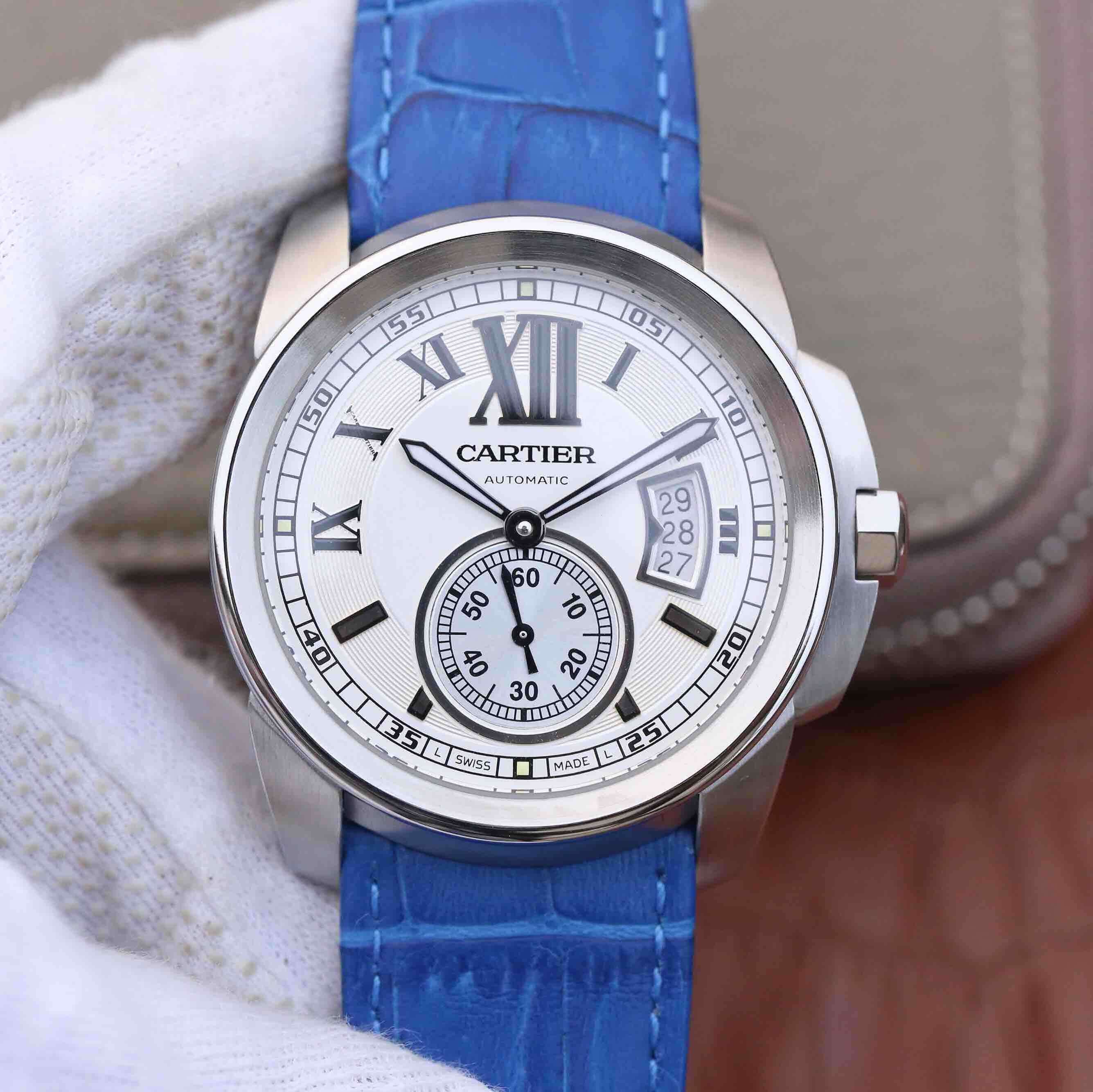 CARTIER CALIBRE DIVER 42 AUTOMATIC STEEL CASE WHITE DIAL