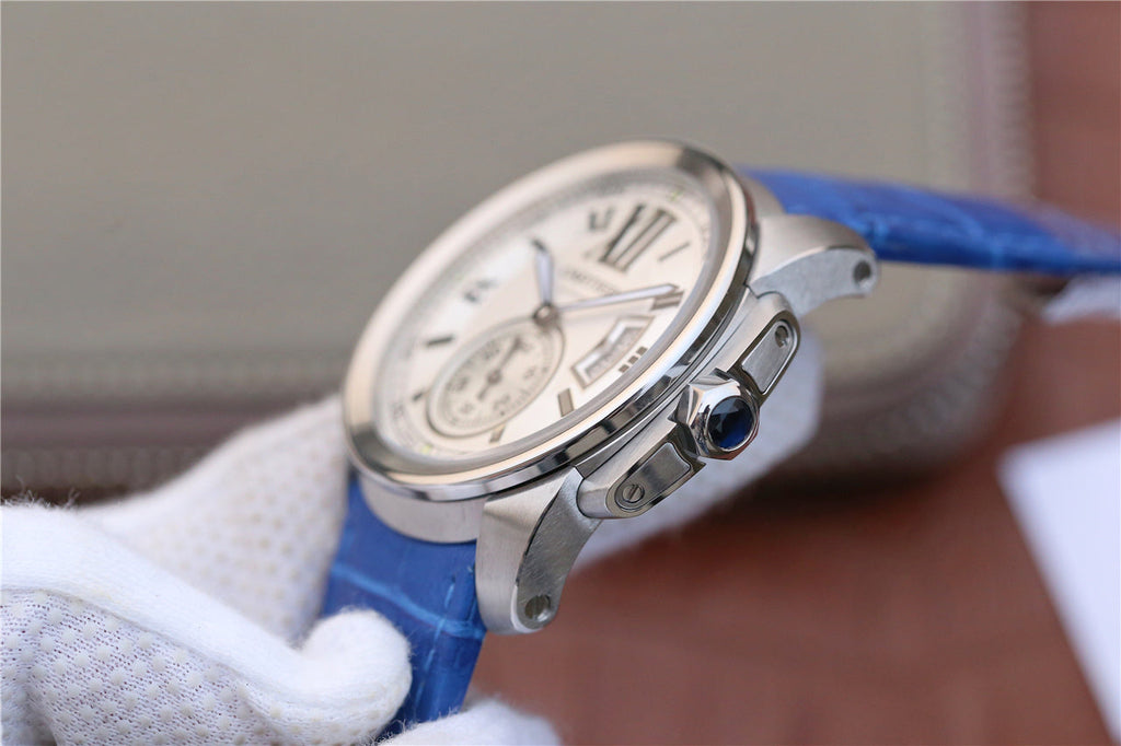 CARTIER CALIBRE DIVER 42 AUTOMATIC STEEL CASE WHITE DIAL