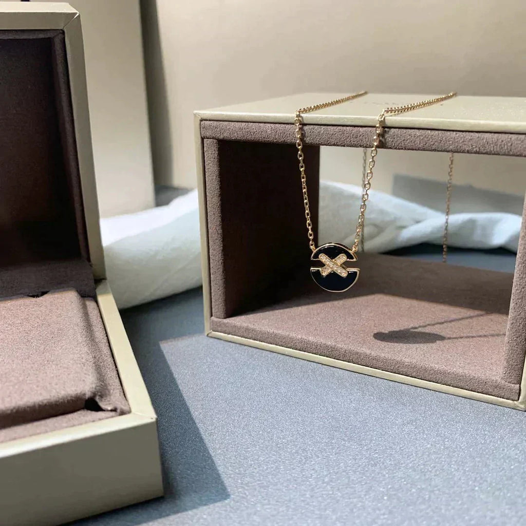 CHAUMET JEUX DE ROSE GOLD DIAMOND NECKLACE