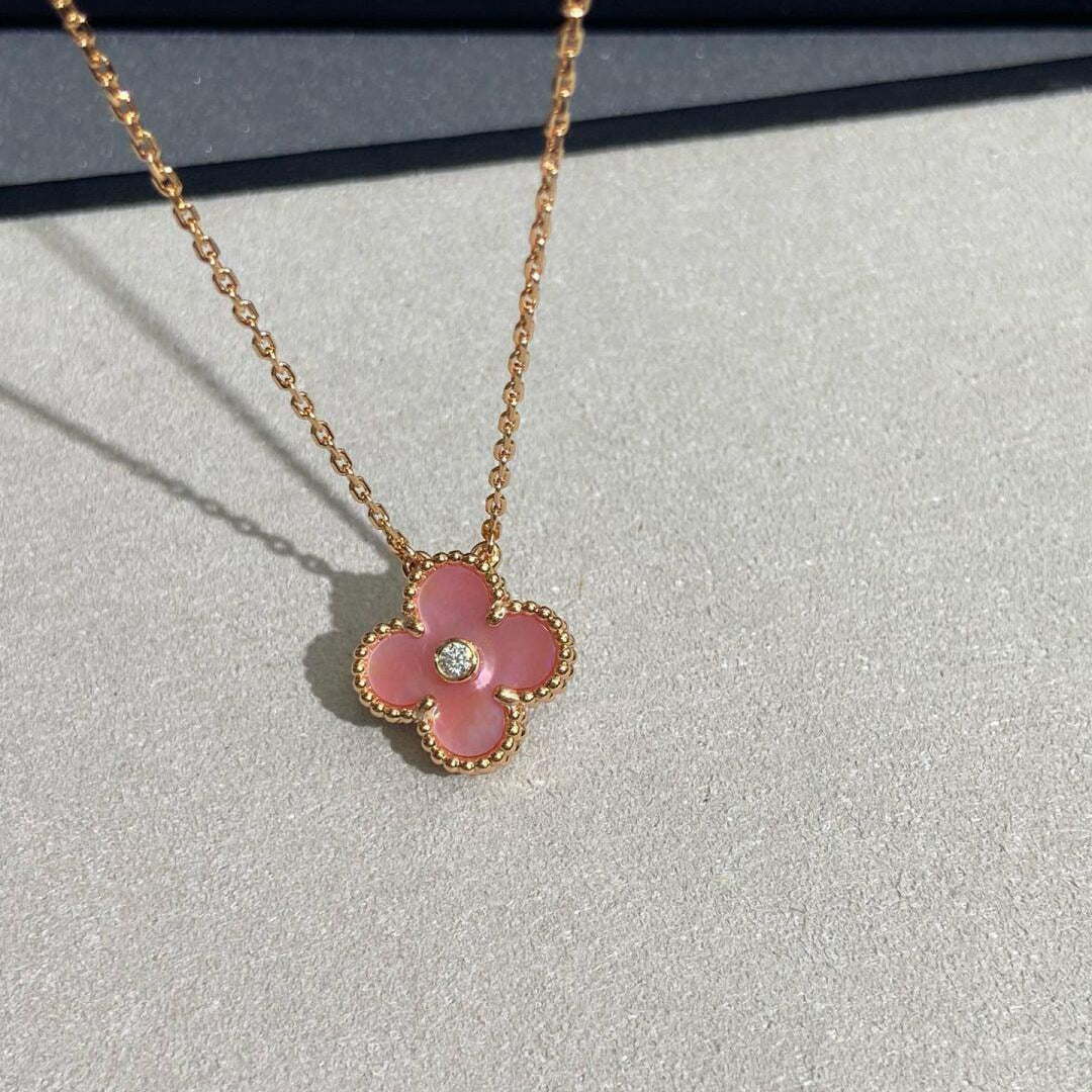 VCA CLOVER 15MM DIAMOND PINK MOP NECKLACE