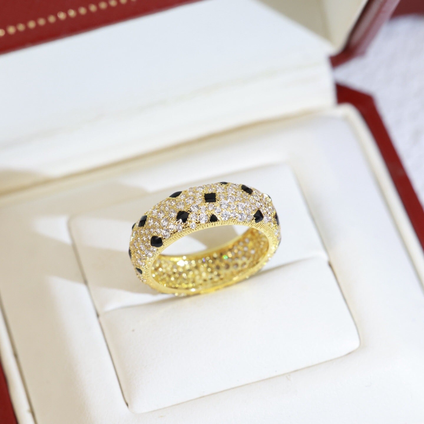 CARTIER PANTHERE RING FULL DIAMOND