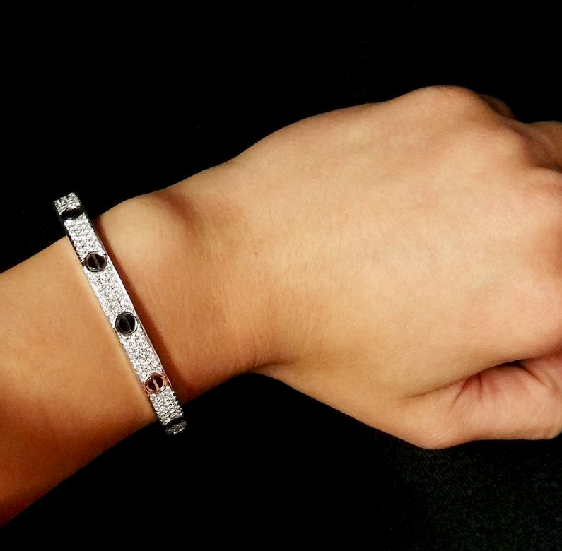 CARTIER LOVE BRACELET 6.1MM DIAMOND-PAVED CERAMIC
